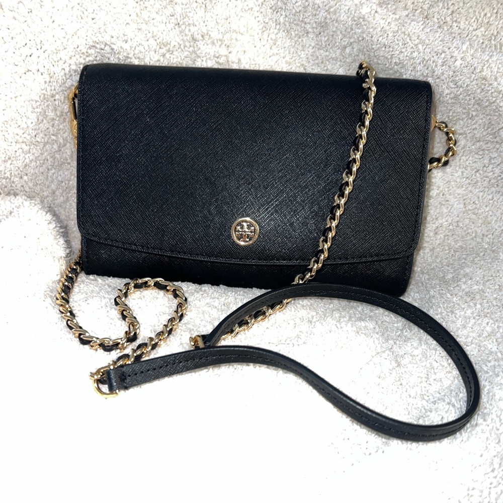 Tory Burch Robinson Wallet Crossbody Clutch